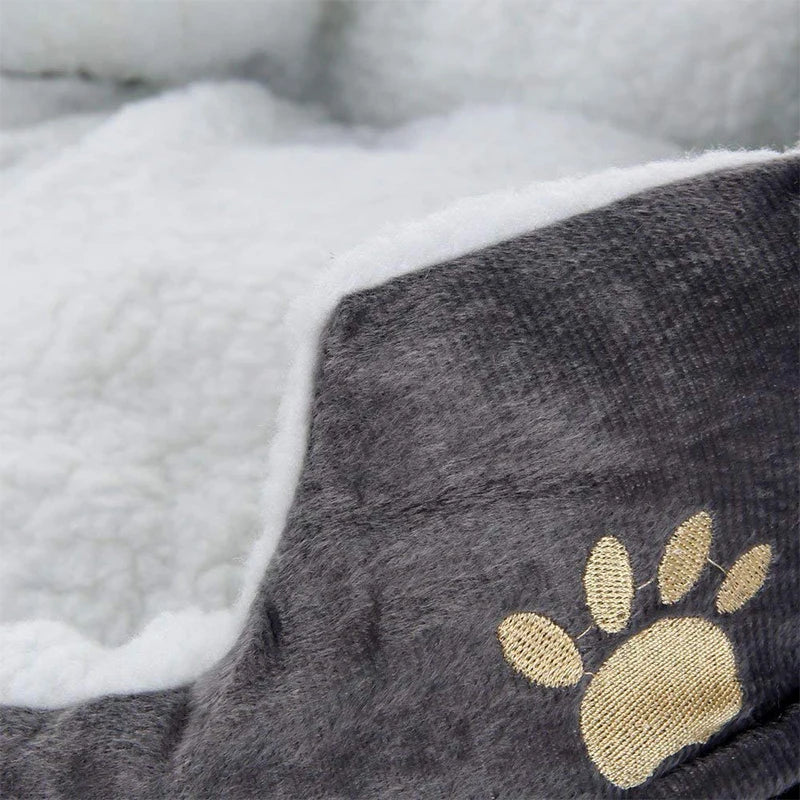 Bed for a Cat or a Dog - Cozy Cave with Thickened PP Cotton