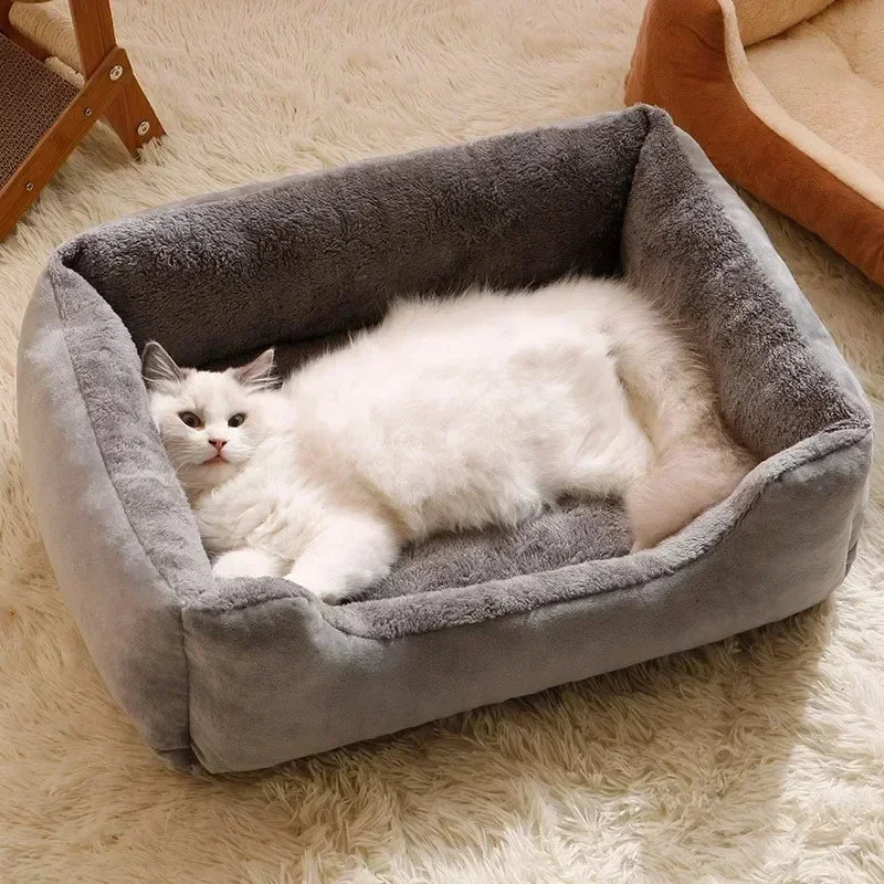 Cozy Pet Bed - Premium Plush for Cats & Dogs, Easy to Clean